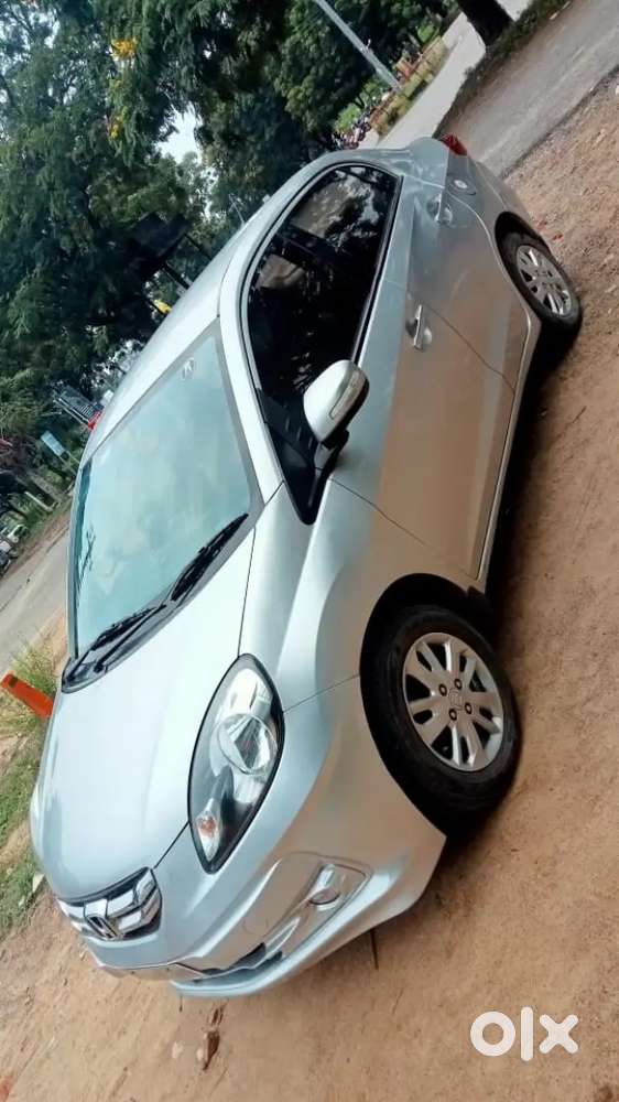 Honda Amaze 2014 Diesel Manual New 4 Tyre S New Battery New Clutch