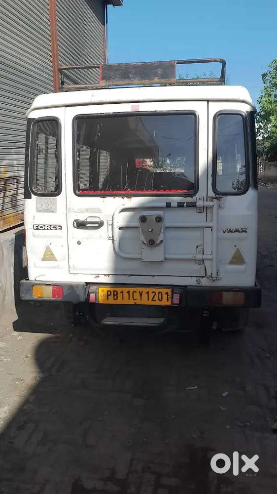 Force Motors Trax 2012 Model