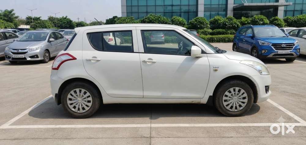 Maruti Suzuki Swift Lxi Optional-o, 2012, Cng & Hybrids