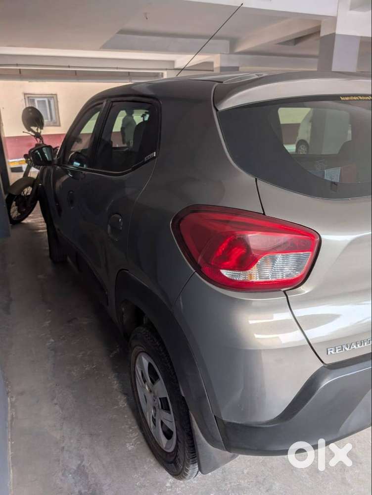 Self Driven Single Hand Usage Kwid Car