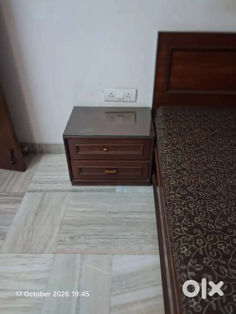 Premium King-size Bed & 2 nos Single Beds and 3 Side Tables