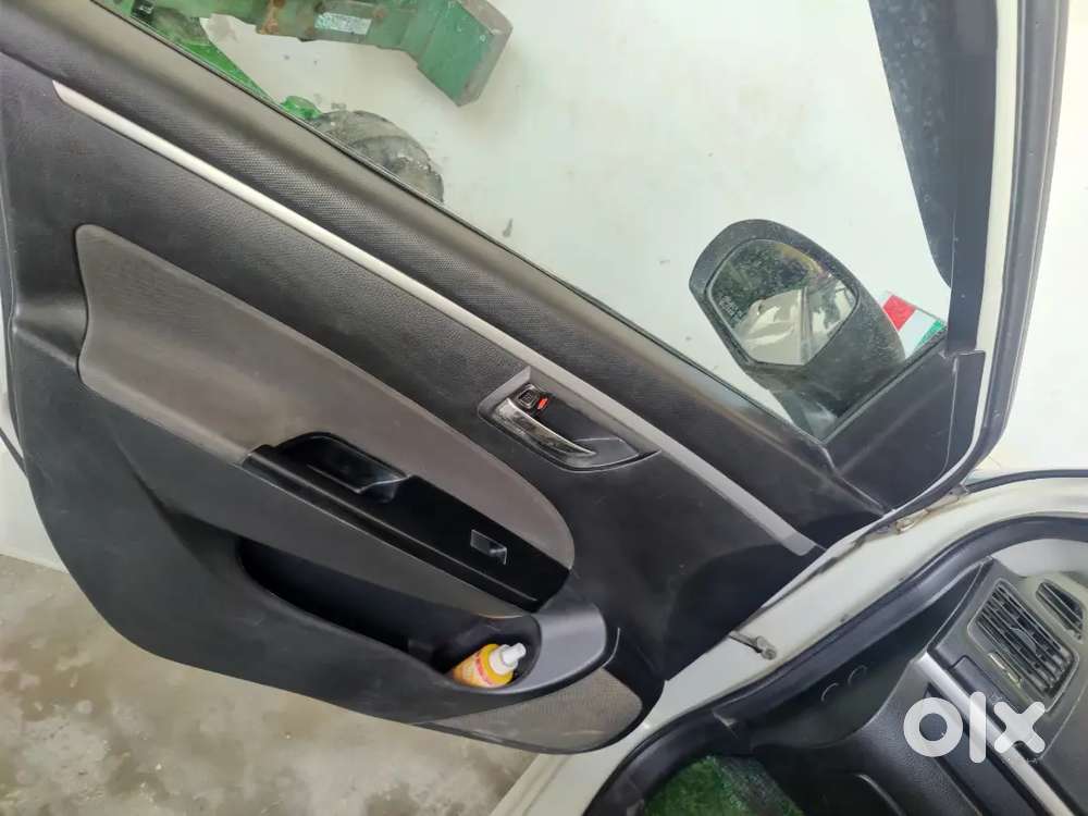 Maruti Suzuki Swift 2012 Diesel 150000 Km Driven