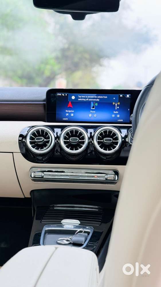 Mercedes-benz A-class Limousine 200, 2024, Petrol