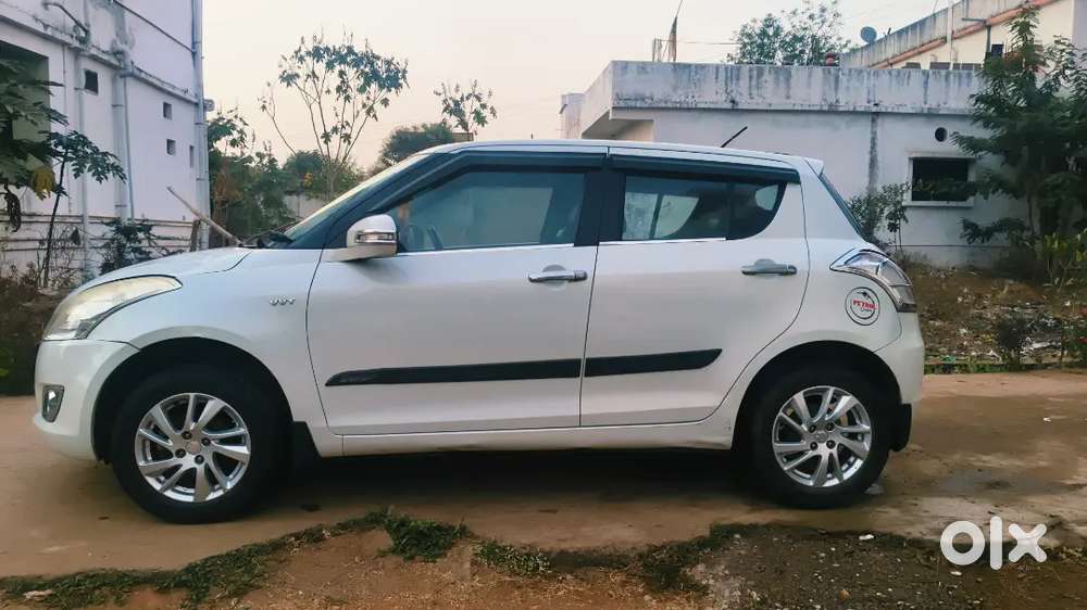 Maruti Suzuki Swift 2014 Petrol 89795 Km Driven