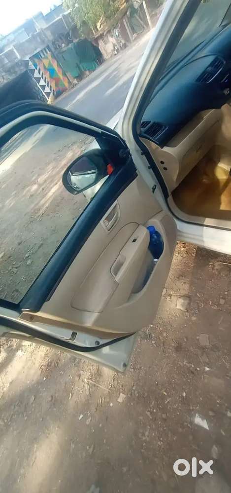 Maruti Suzuki Swift Dzire Tour 2017 Diesel 240000 Km Driven