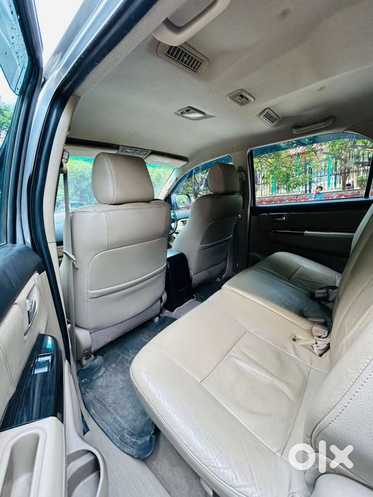 Toyota Fortuner 2011-2016 4x2 At, 2015, Diesel