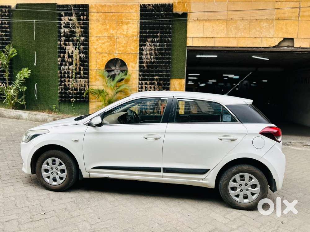 Hyundai I20 Sportz 1.4 Crdi 6 Speed Bs-iv, 2015, Diesel