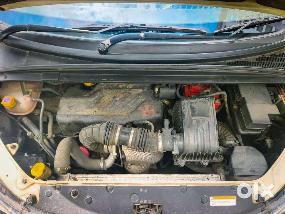 Mahindra Marazzo M4 8str, 2019, Diesel