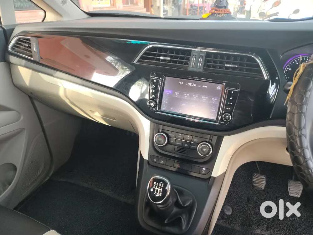 Mahindra Marazzo 2023 Diesel 32000 Km Driven Like New Condition
