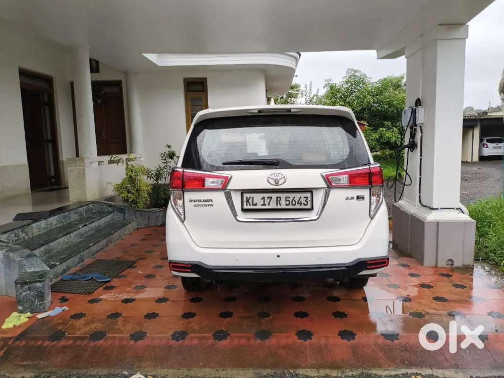 Toyota Innova Crysta 2.8 G At Diesel  Single Owner