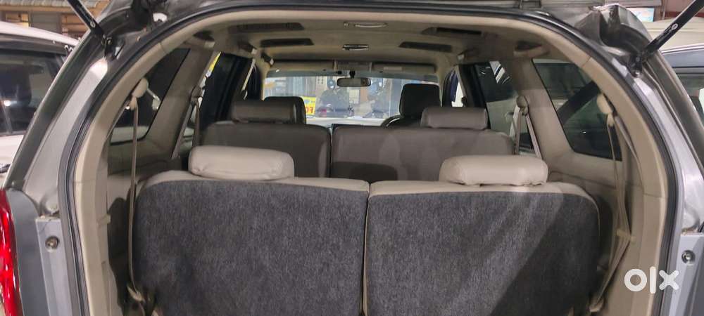 Toyota Innova 2.5 G (diesel) 8 Seater Bs Iv, 2013, Diesel