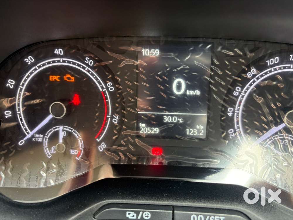 Skoda Slavia Ambition Petrol 2023