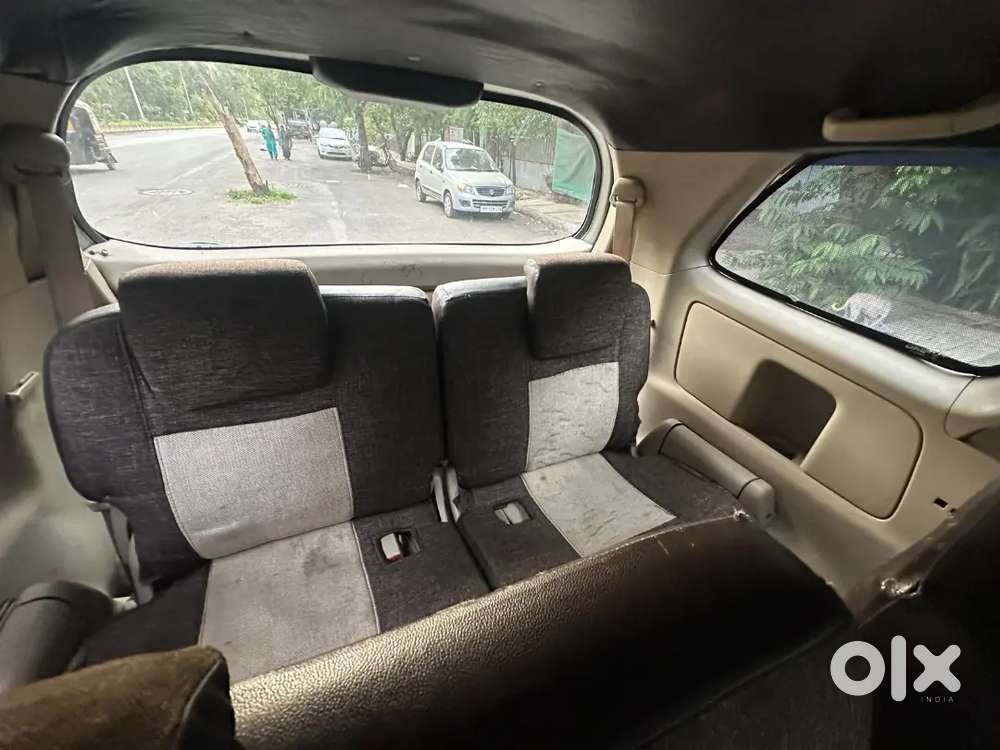 Toyota Innova 2.5v