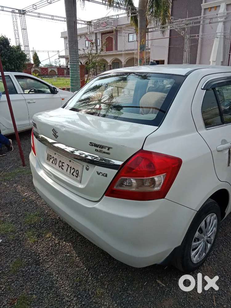 Maruti Suzuki Dzire 2015 Petrol 78000 Km Driven