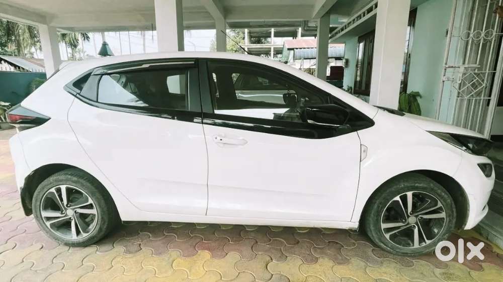 Altroz In Tip Top Condition