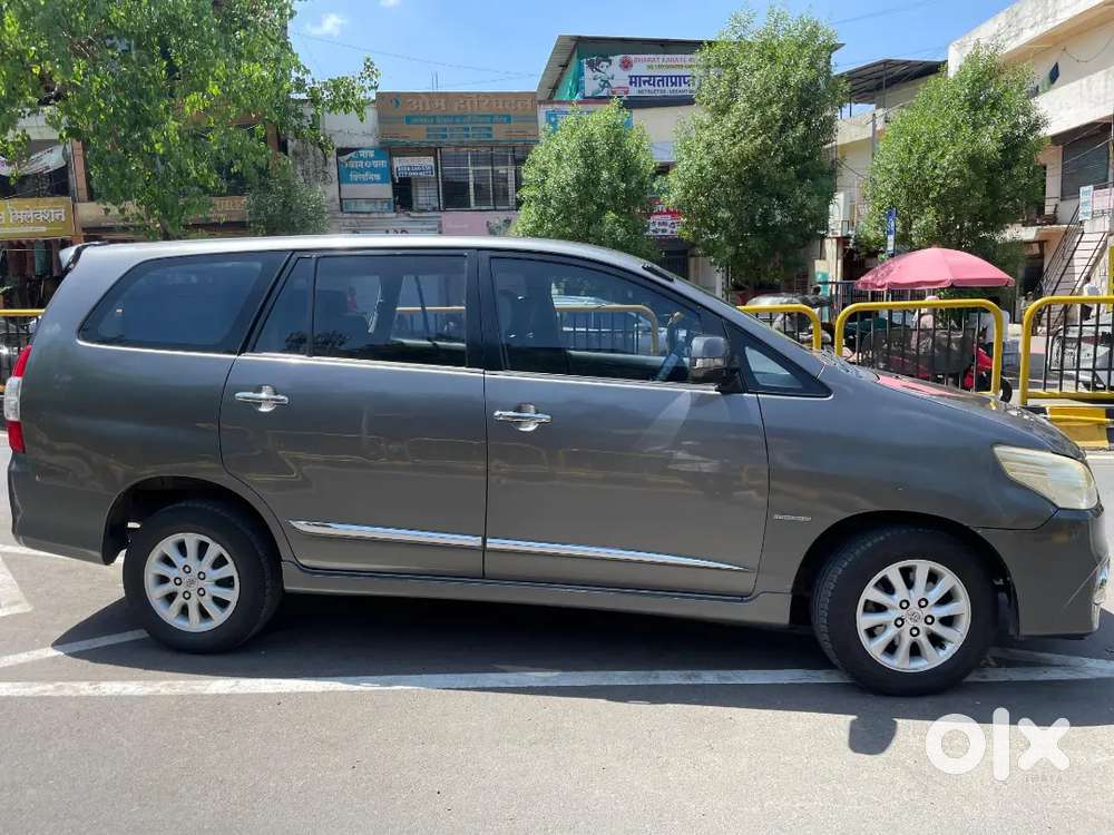 Toyota Innova 2015
 Diesel Well Maintained