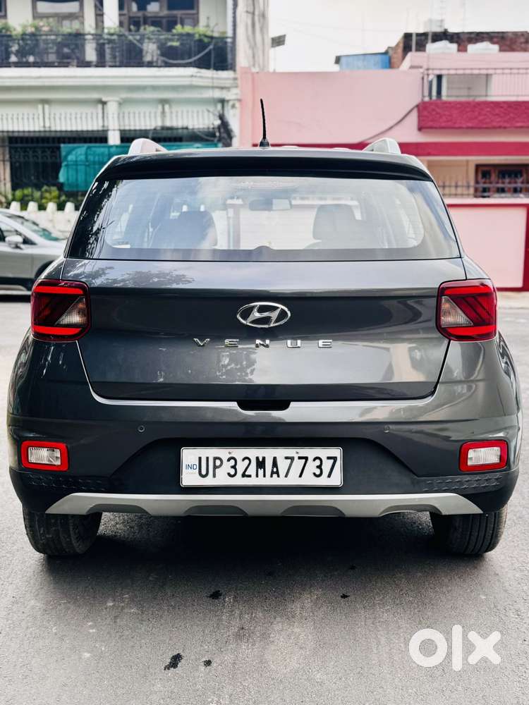 Hyundai Venue S Turbo, 2021, Petrol
