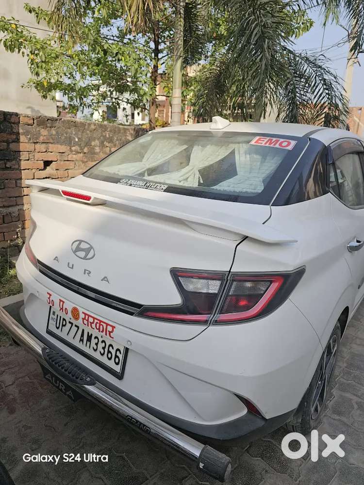 Hyundai Aura 2023 Sx Cng Under Warranty