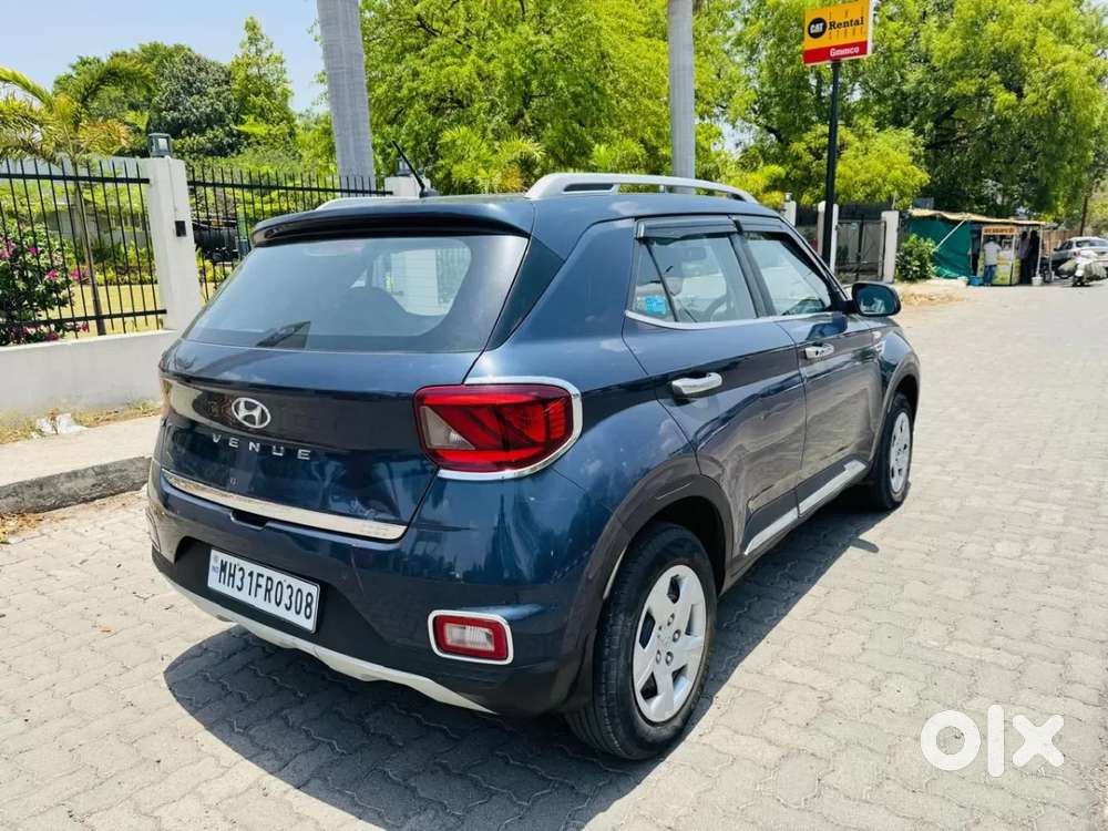 Hyundai Venue S 1.2 Petrol, 2020, Petrol