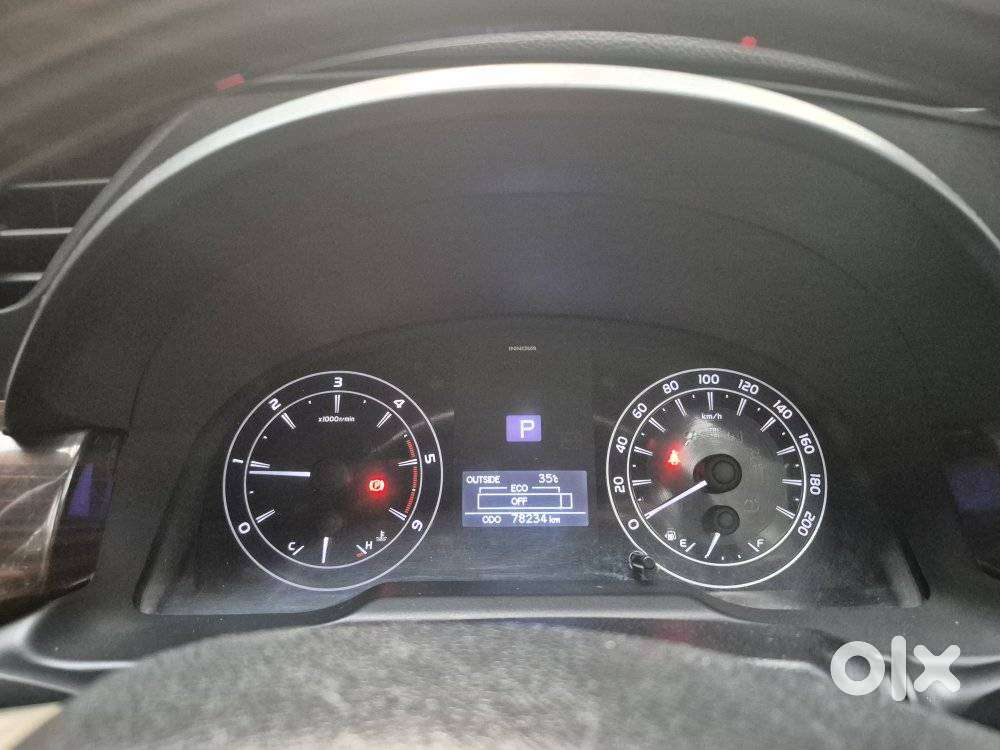 Toyota Innova Crysta 2.8 Gx At 7 Str, 2016, Diesel