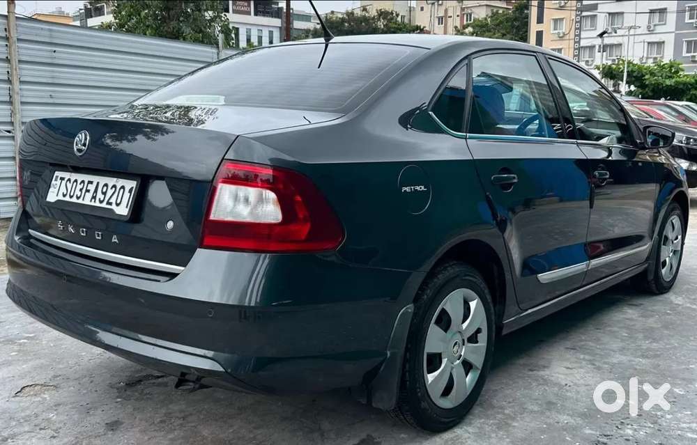 Skoda Rapid 1.0 Style At, 2020, Petrol