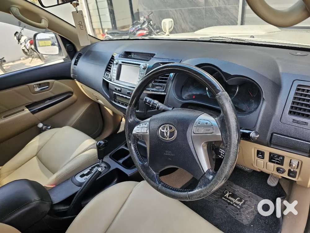 Toyota Fortuner 2016 Diesel 195000 Km Driven All Service Record