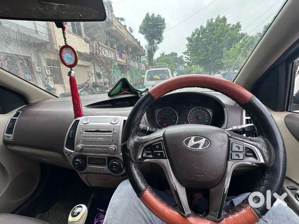 Hyundai I20 Sportz 2011