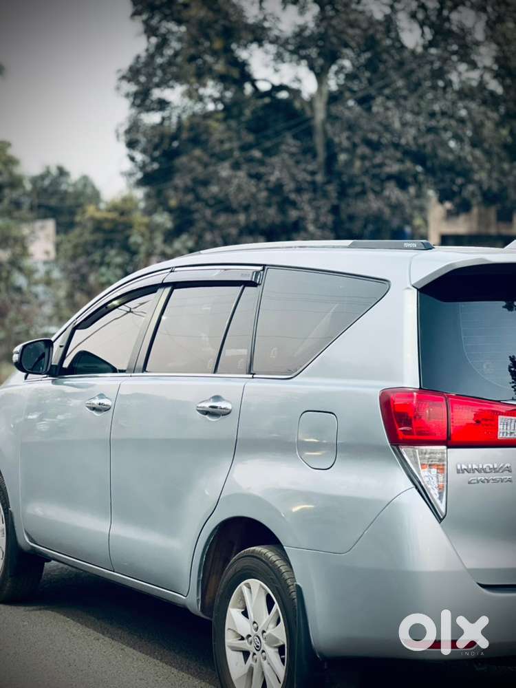Toyota Innova Crysta 2019 Diesel Well Maintained
