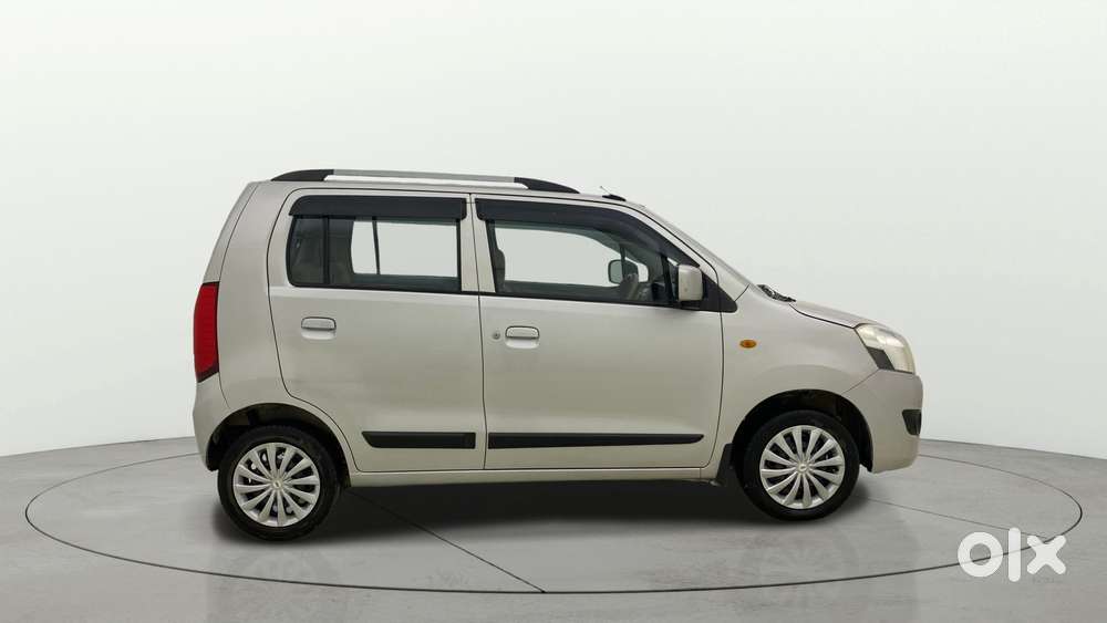 Maruti Suzuki Wagon R Vxi Amt, 2017, Petrol