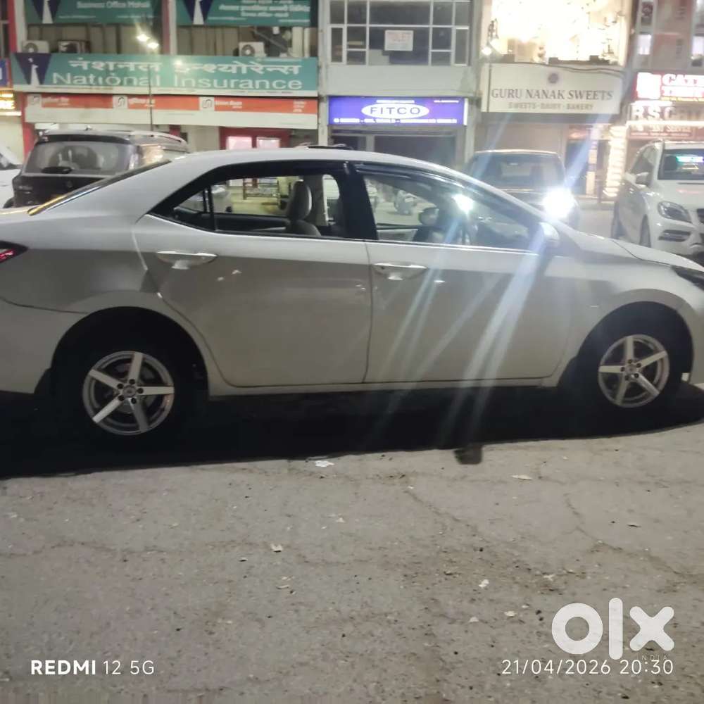 Toyota Corolla Altis 2015