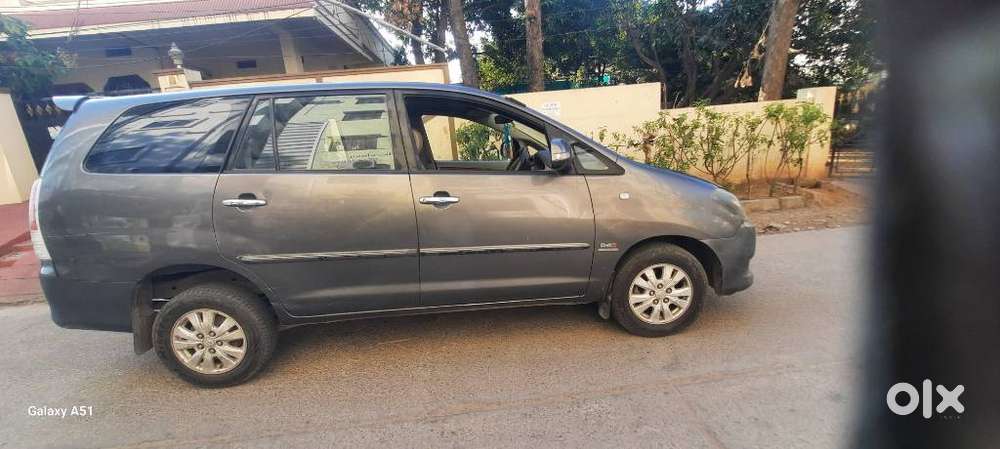 Toyota Innova 2.0 V, 2012, Diesel