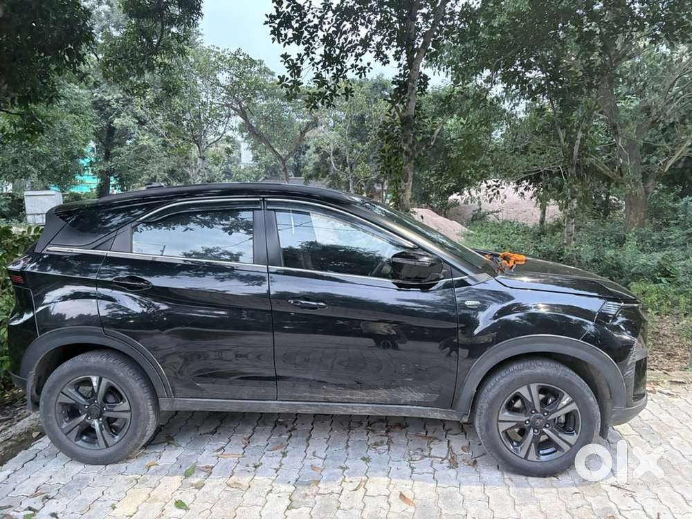 Tata Nexon 2024 Petrol Single Hand Driven Showroom Condition Interior