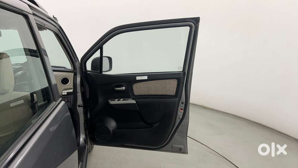 Maruti Suzuki Wagon R 1.0 Vxi Amt, 2016, Petrol