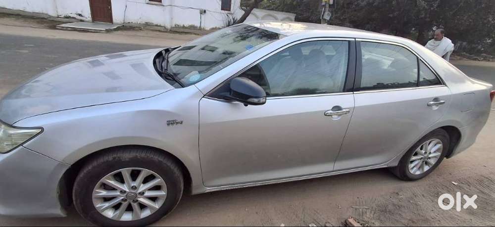 Toyota Camry 2014 2.5 G – Excellent Condition