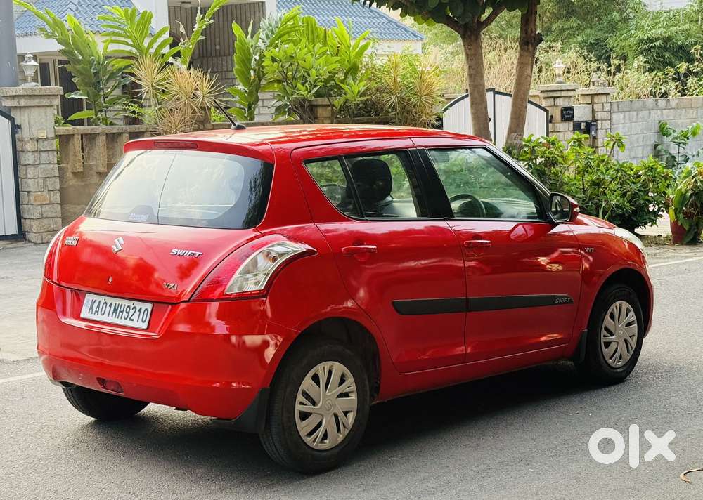 Maruti Suzuki Swift Vxi With Abs, 2017, Petrol