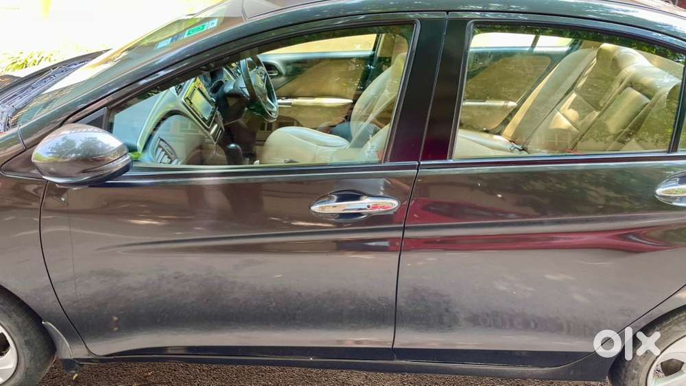Honda City 1.5 Vx Cvt 2015 Petrol In Excellent Condition
