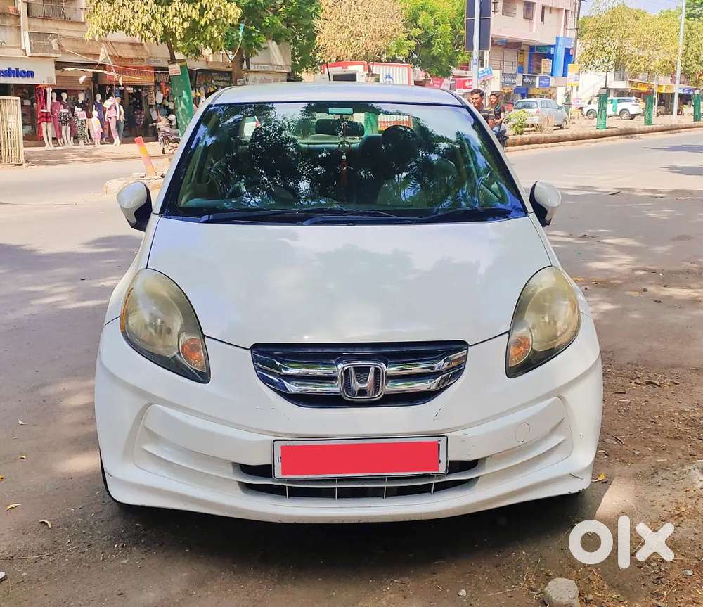 Ladies Driving.
Honda Amaze 2013 Cng & Hybrids Well Maintained