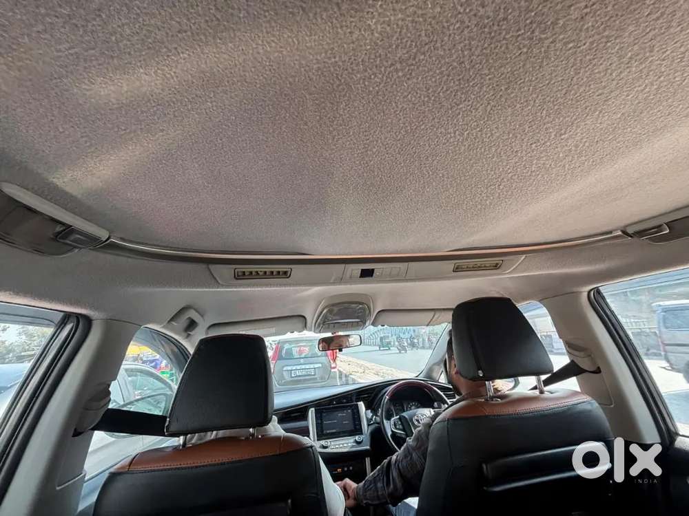 Toyota Innova Crysta 2016