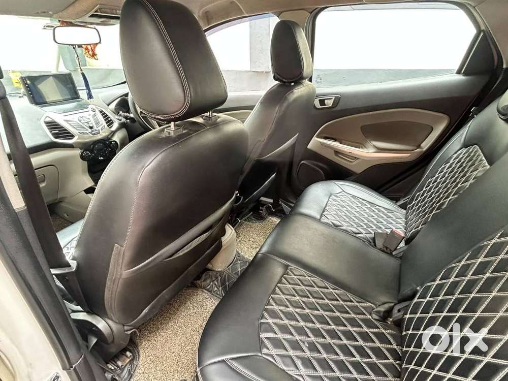 Ford EcoSport Titanium (1.5L TDCi Diesel, Manual)
