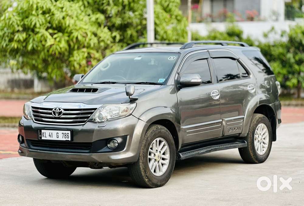 Toyota Fortuner 3.0 4x2 Mt, 2012, Diesel
