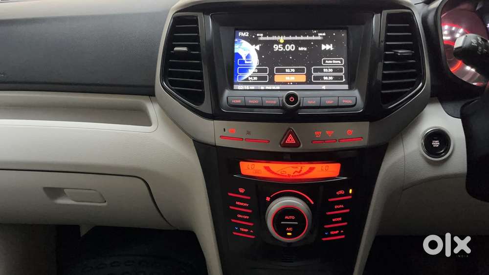 Mahindra Xuv300 1.2 W8 (o) Amt Petrol, 2022, Petrol