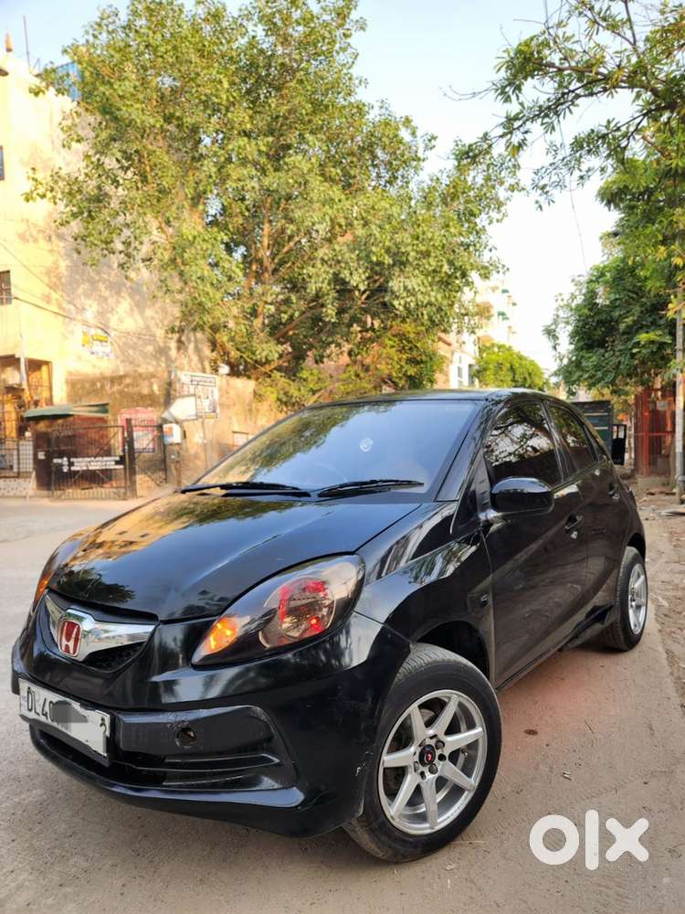 Honda Brio 2013 Petrol Well Maintained