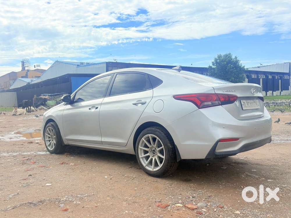 Hyundai Verna Crdi 1.6 E, 2018, Diesel