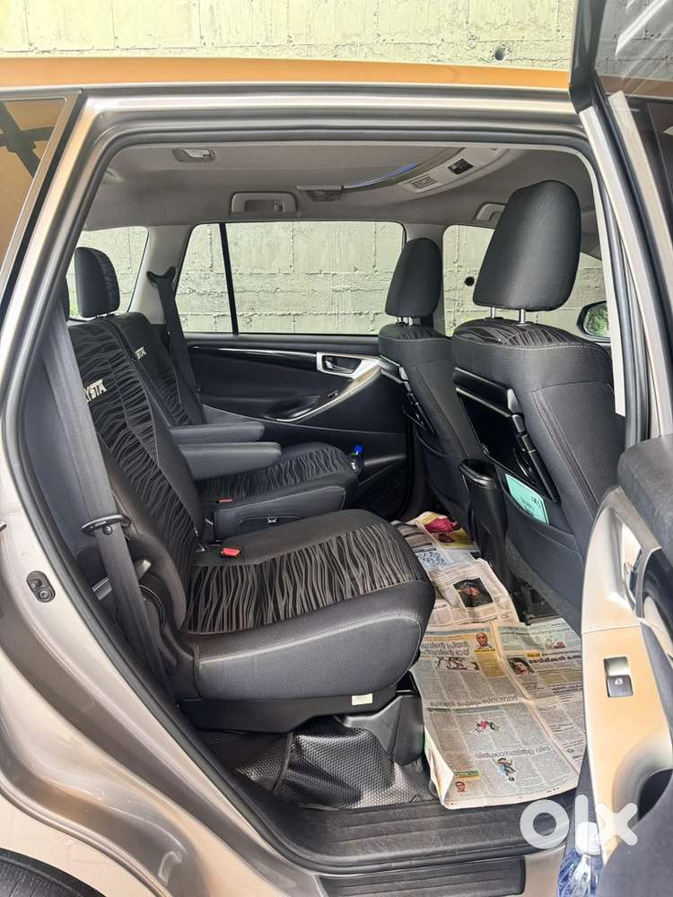 Toyota Innova Crysta 2019