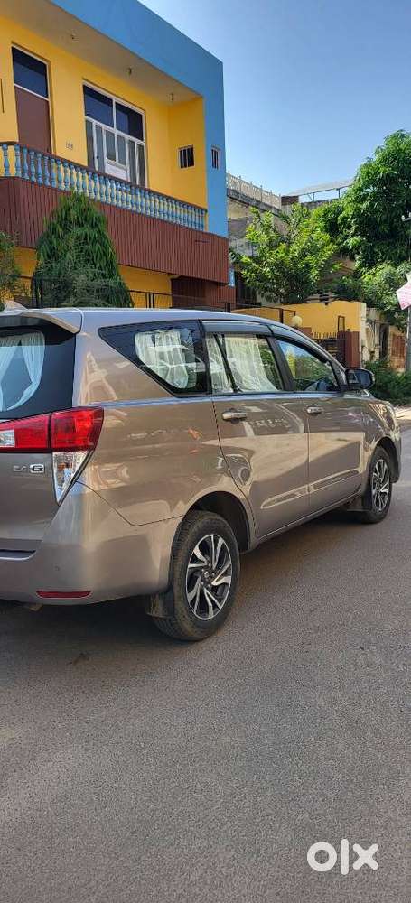 Toyota Innova Crysta 2.4 G Mt, 2022, Diesel