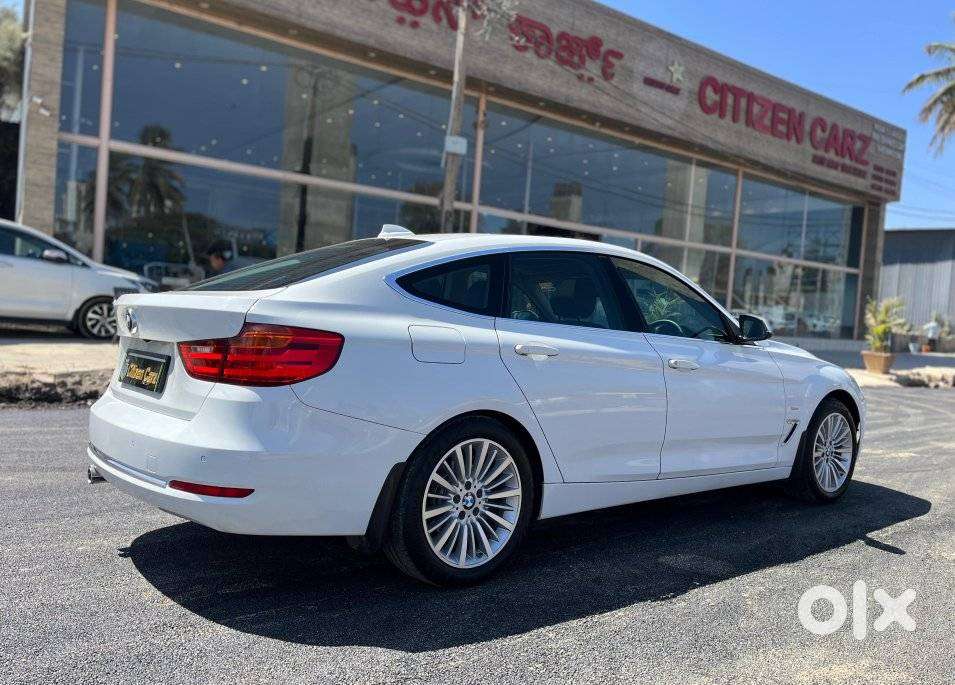 Bmw 3 Series Gt 320d Luxury Line, 2016, Diesel