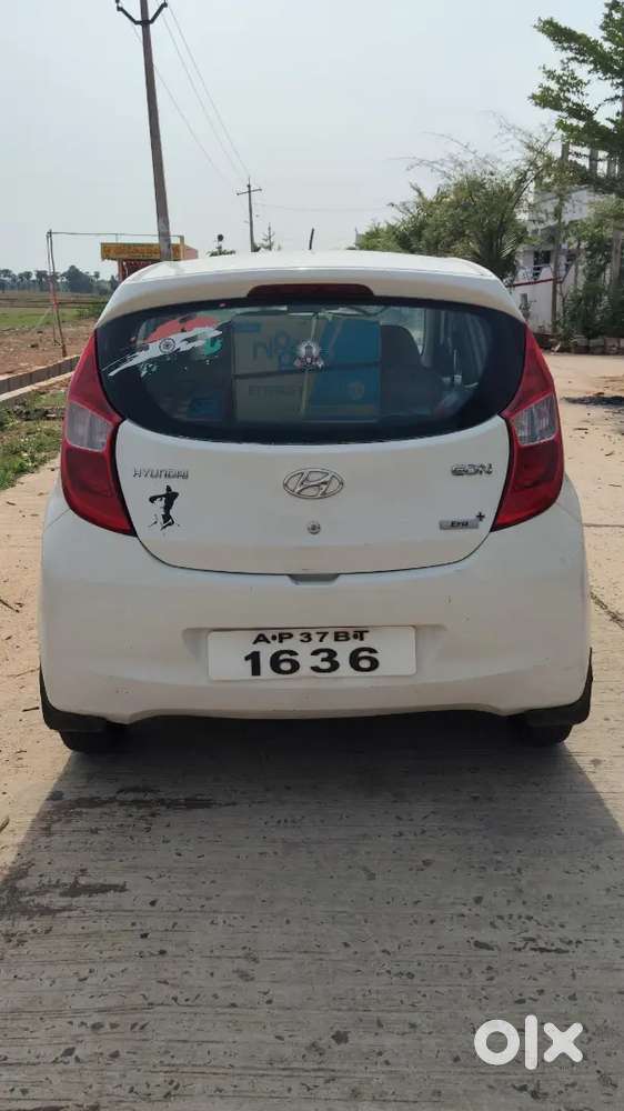 Hyundai Eon Petrol 700002 Km Driven