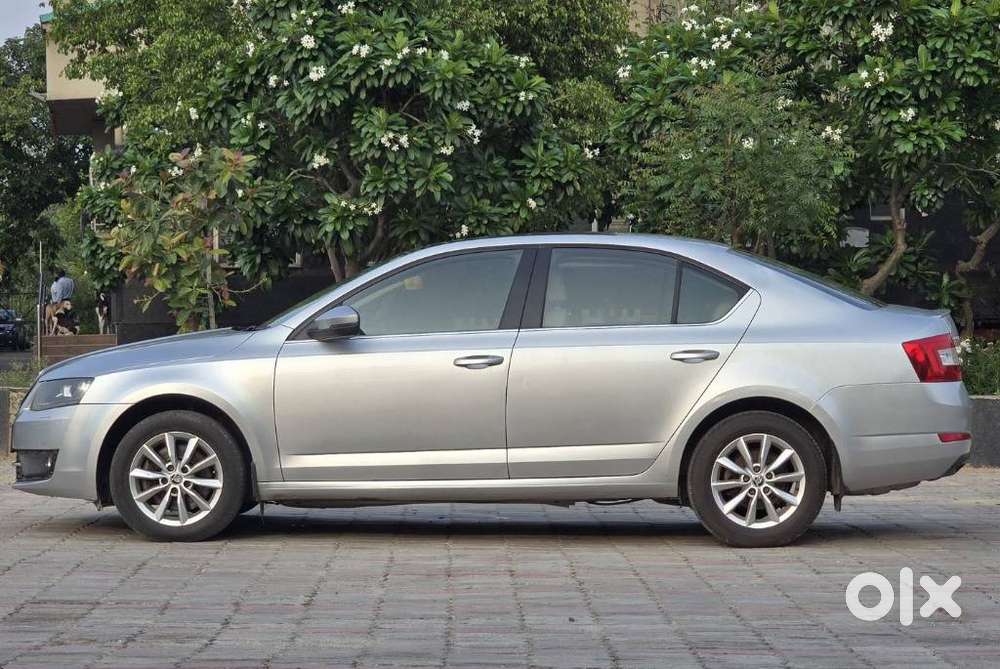Skoda Octavia Elegance 1.8 Tsi At, 2016, Petrol
