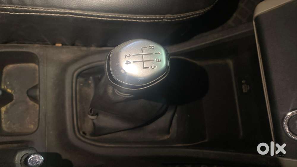 Renault Triber Rxz, 2019, Petrol