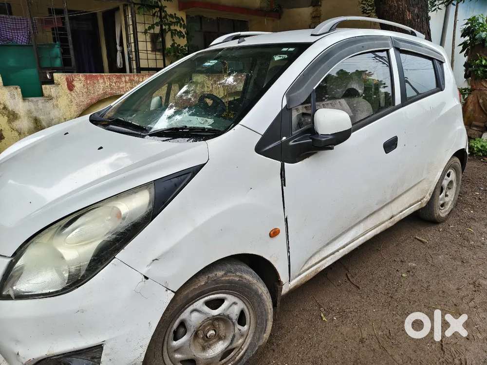 Chevrolet Beat 2012 Top Model Cng